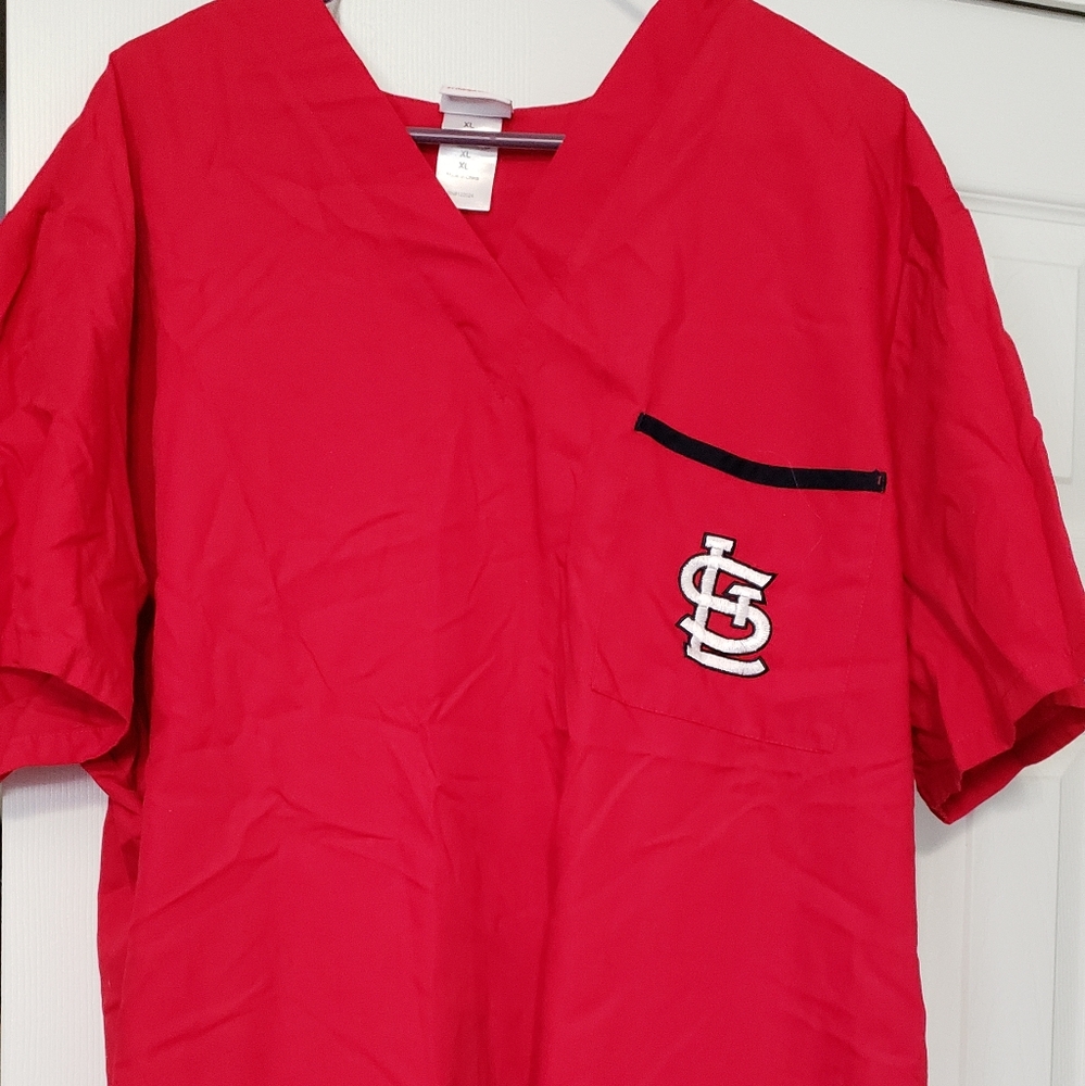 Scrub top